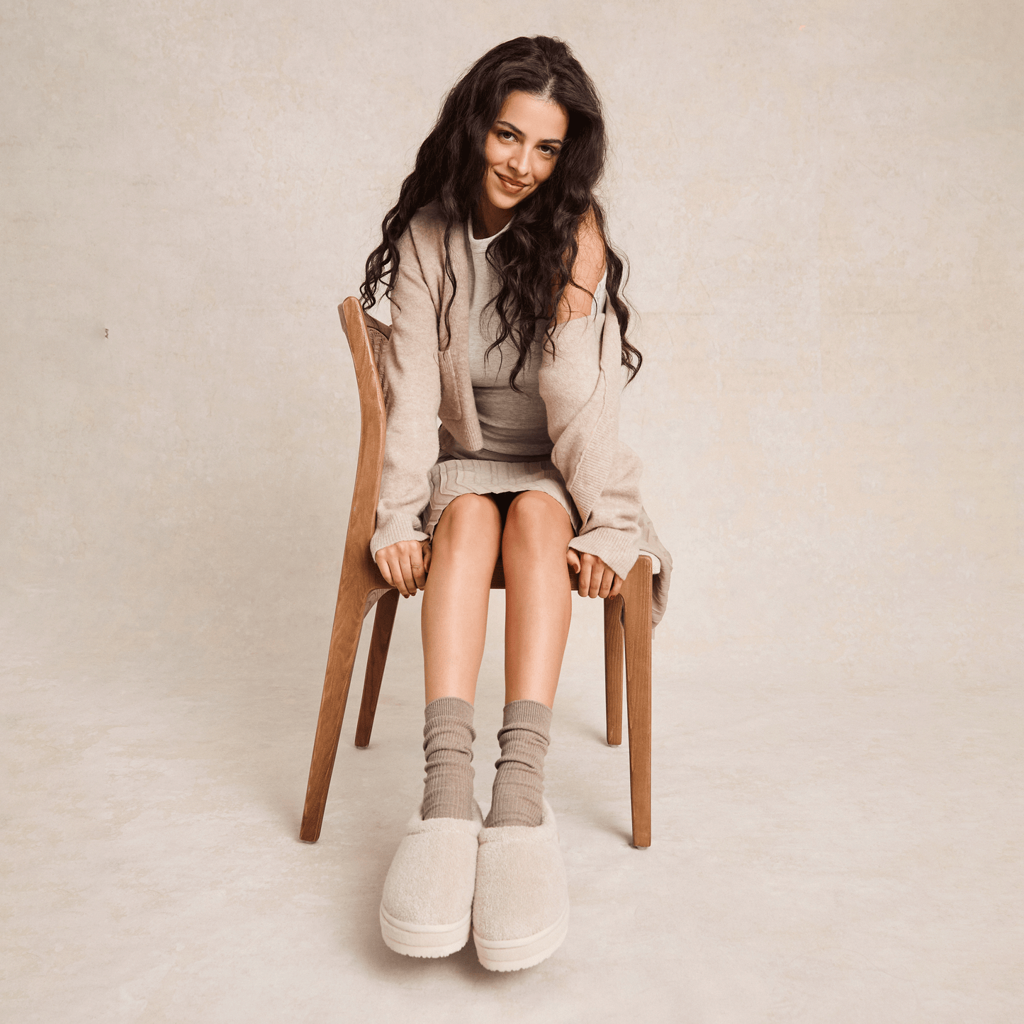 beige