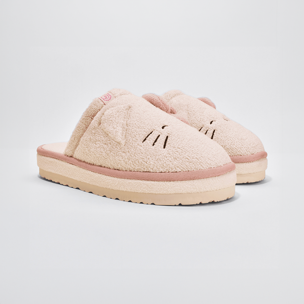Brunch Essential XXL Hello Kitty slipper in Cream terry, main product image