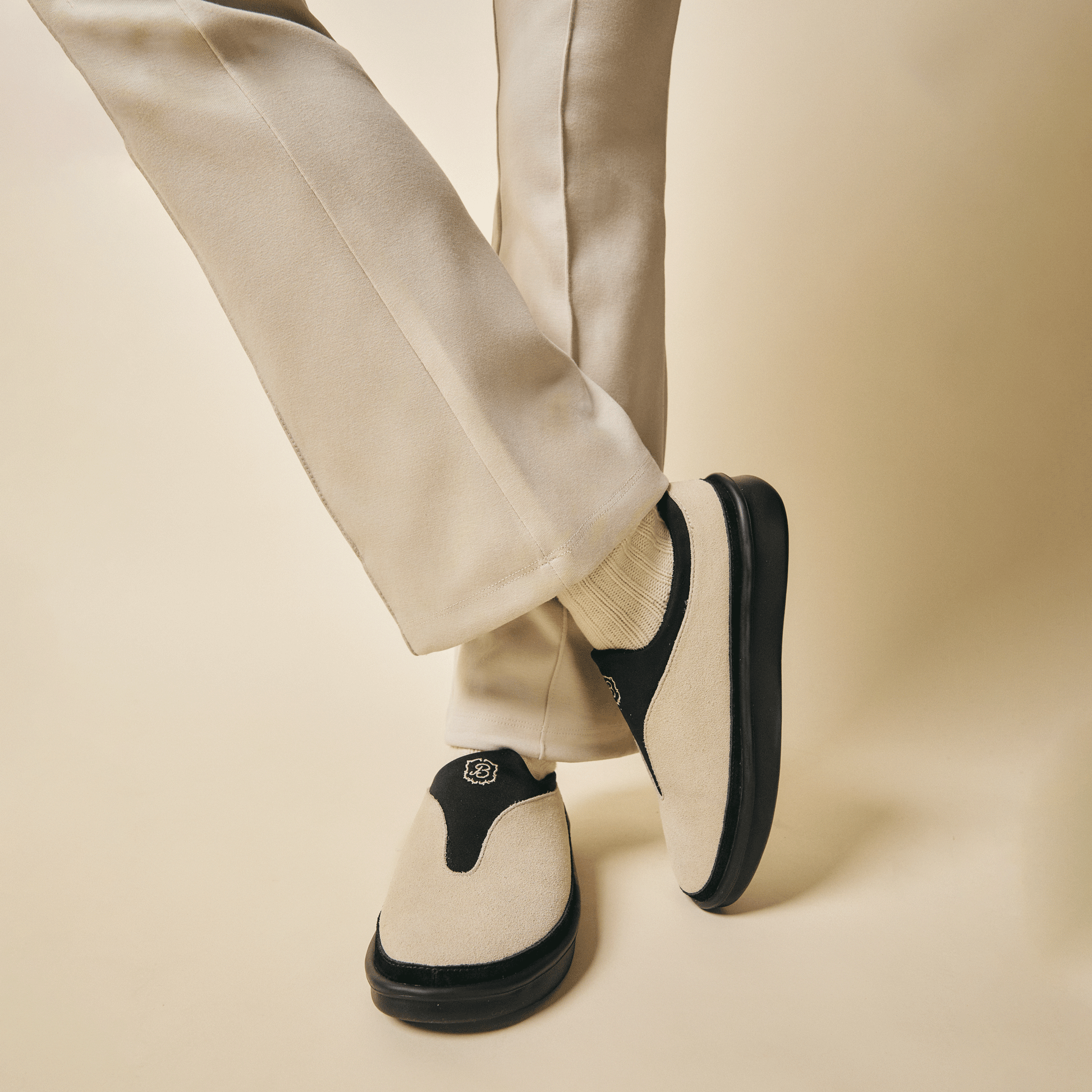 beige