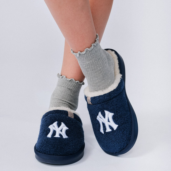 Essential Crest Yankees - Navy - Shearling