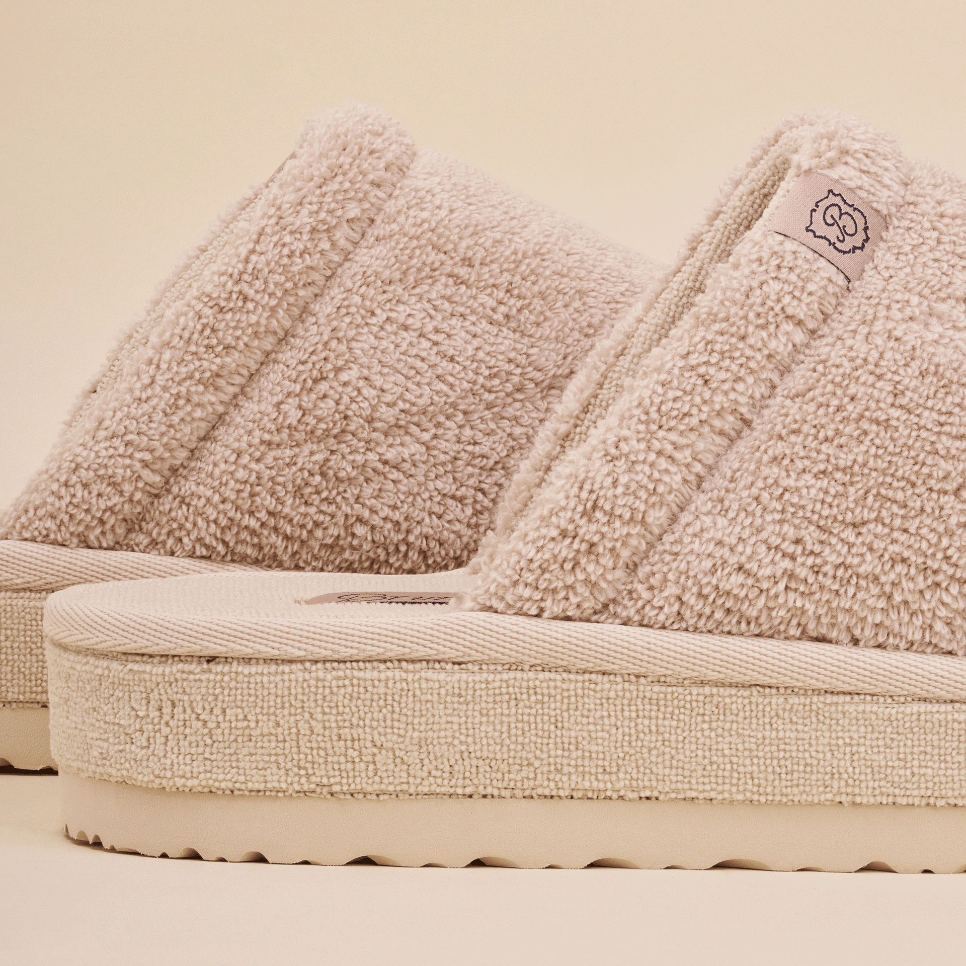 beige
