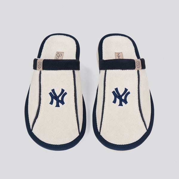 Essential Baseball Yankees - Cream - Suede