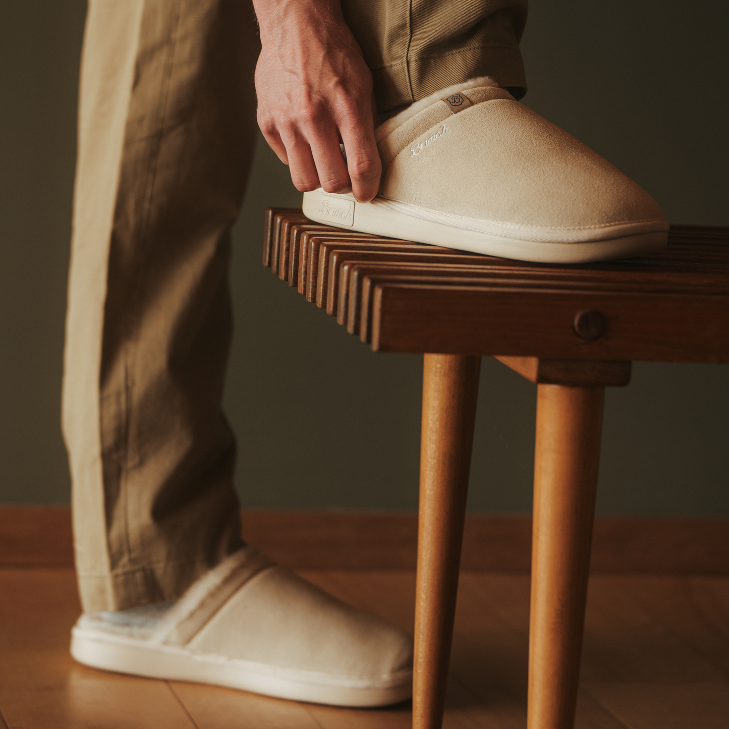 beige