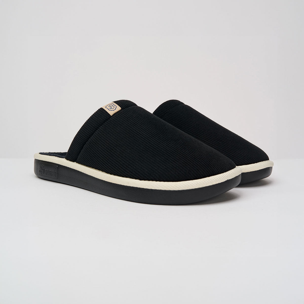 Essential - Black - Corduroy