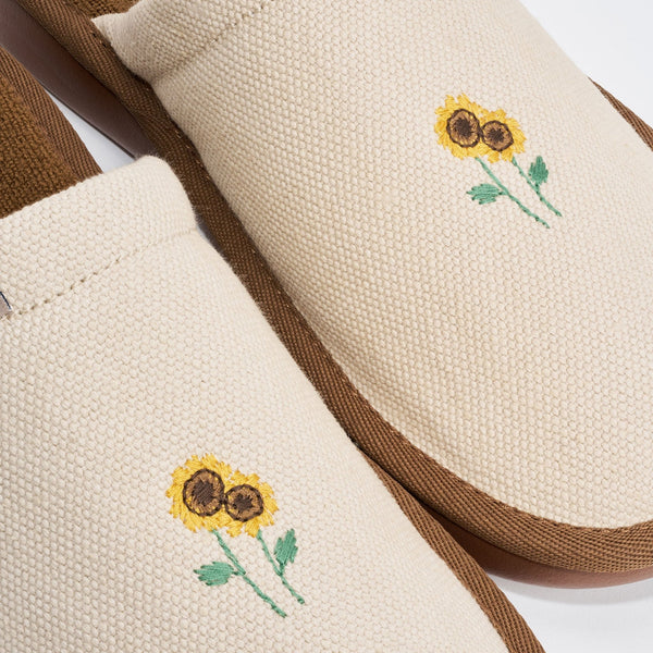 Essential Floral - Canvas - Beige Sunflower - Brunch - ES1CA12BEM04 - Footwear