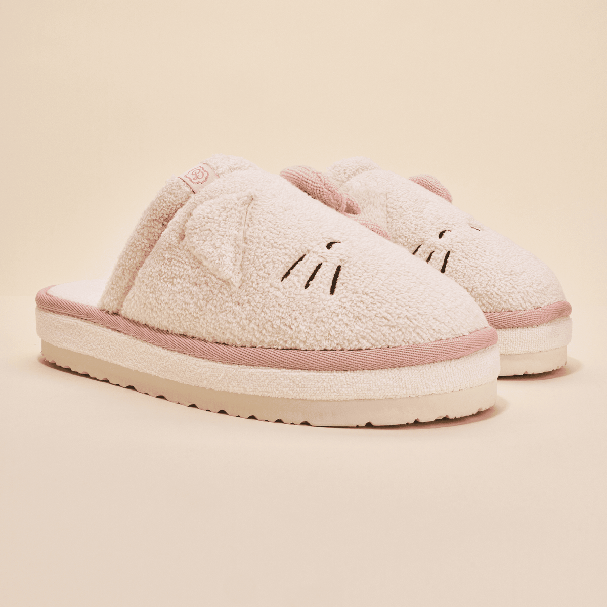 Hello Kitty by Brunch Slippers | Essential XXL Brunch Cream