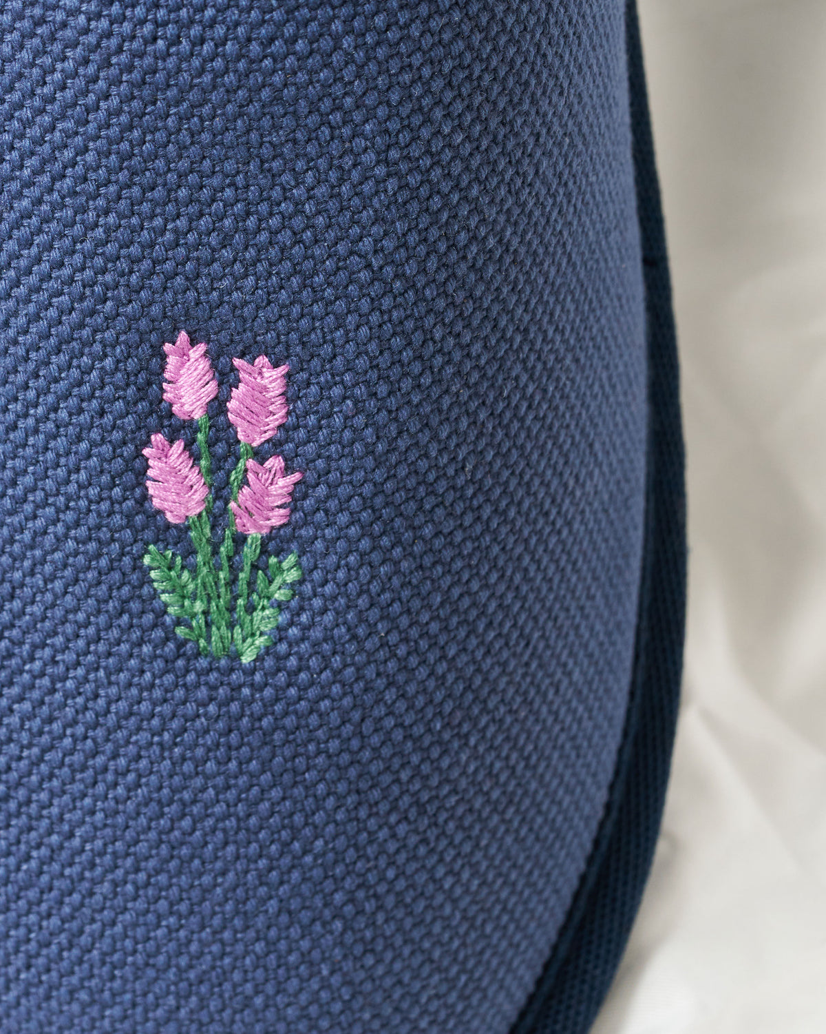 Essential Floral Navy lifestyle
